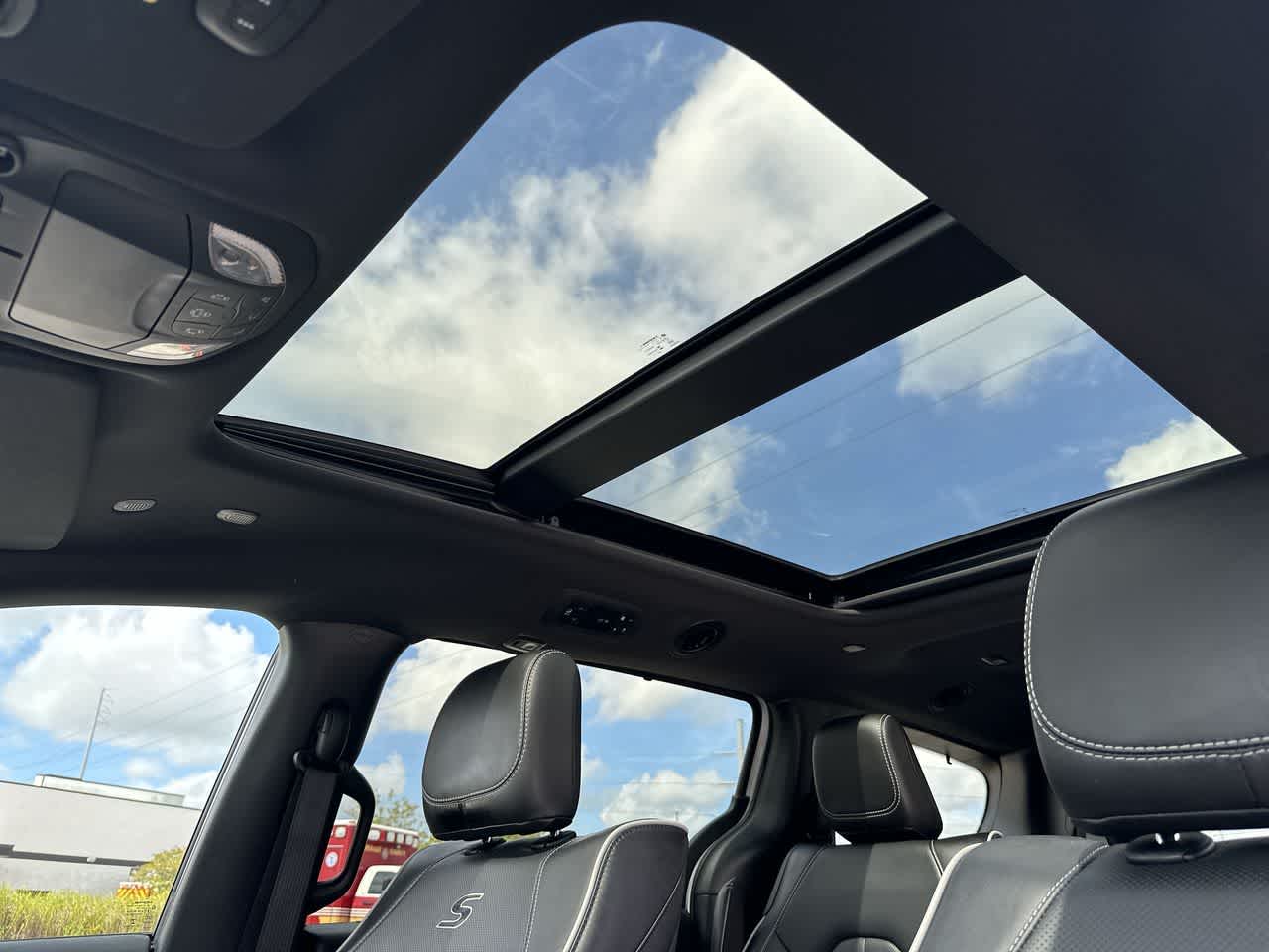 Chrysler Pacifica Hybrid Limited 2022