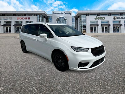 Chrysler Pacifica Hybrid Limited 2022
