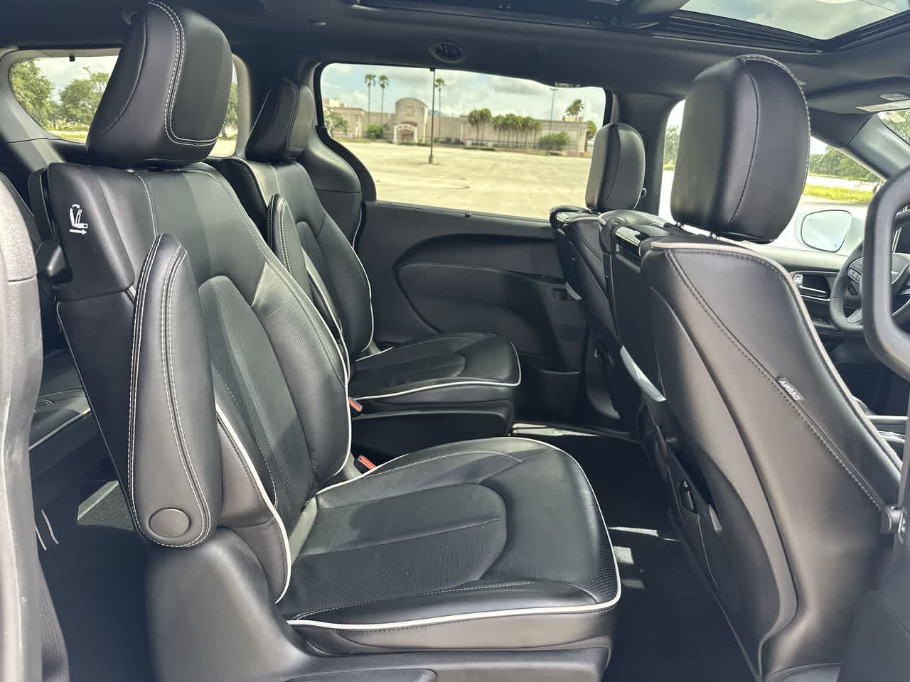 Chrysler Pacifica Hybrid Limited 2022
