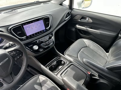 Chrysler Pacifica Hybrid Limited 2022