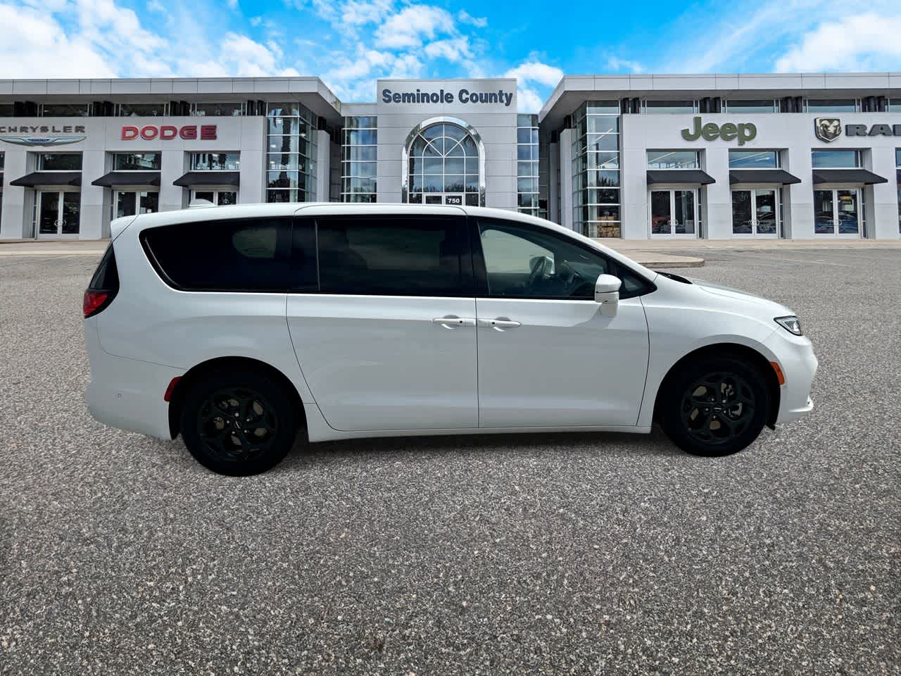 Chrysler Pacifica Hybrid Limited 2022