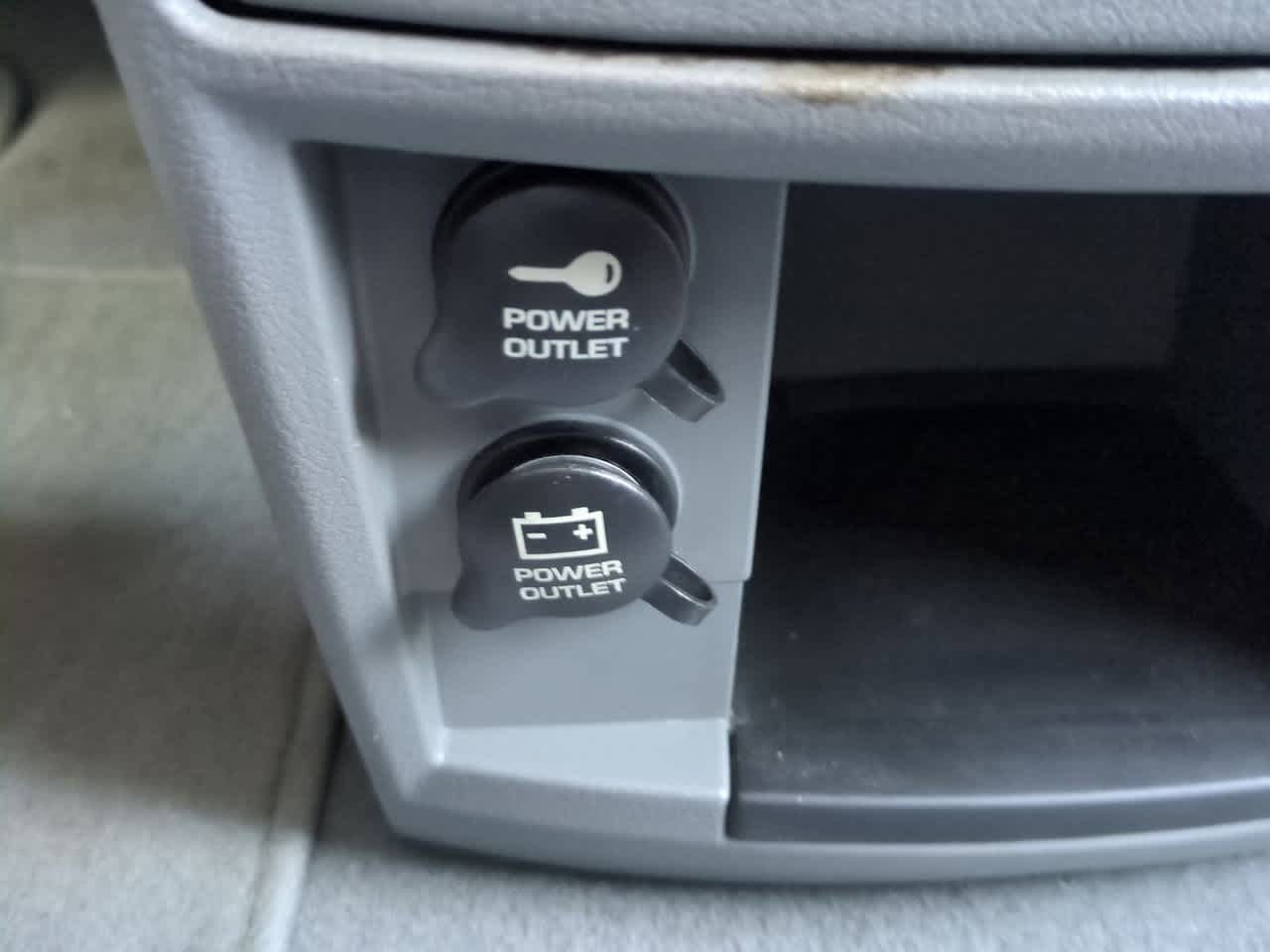 Dodge Grand Caravan Hero 2010