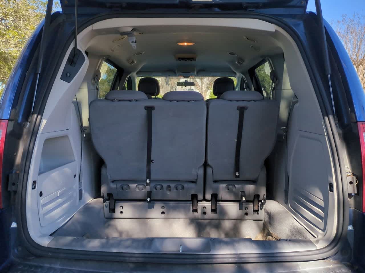 Dodge Grand Caravan Hero 2010