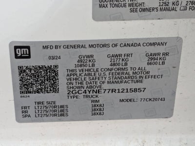 Chevrolet Silverado 2500HD 4x4 de 2024, cabina doble, caja estándar, versión LT