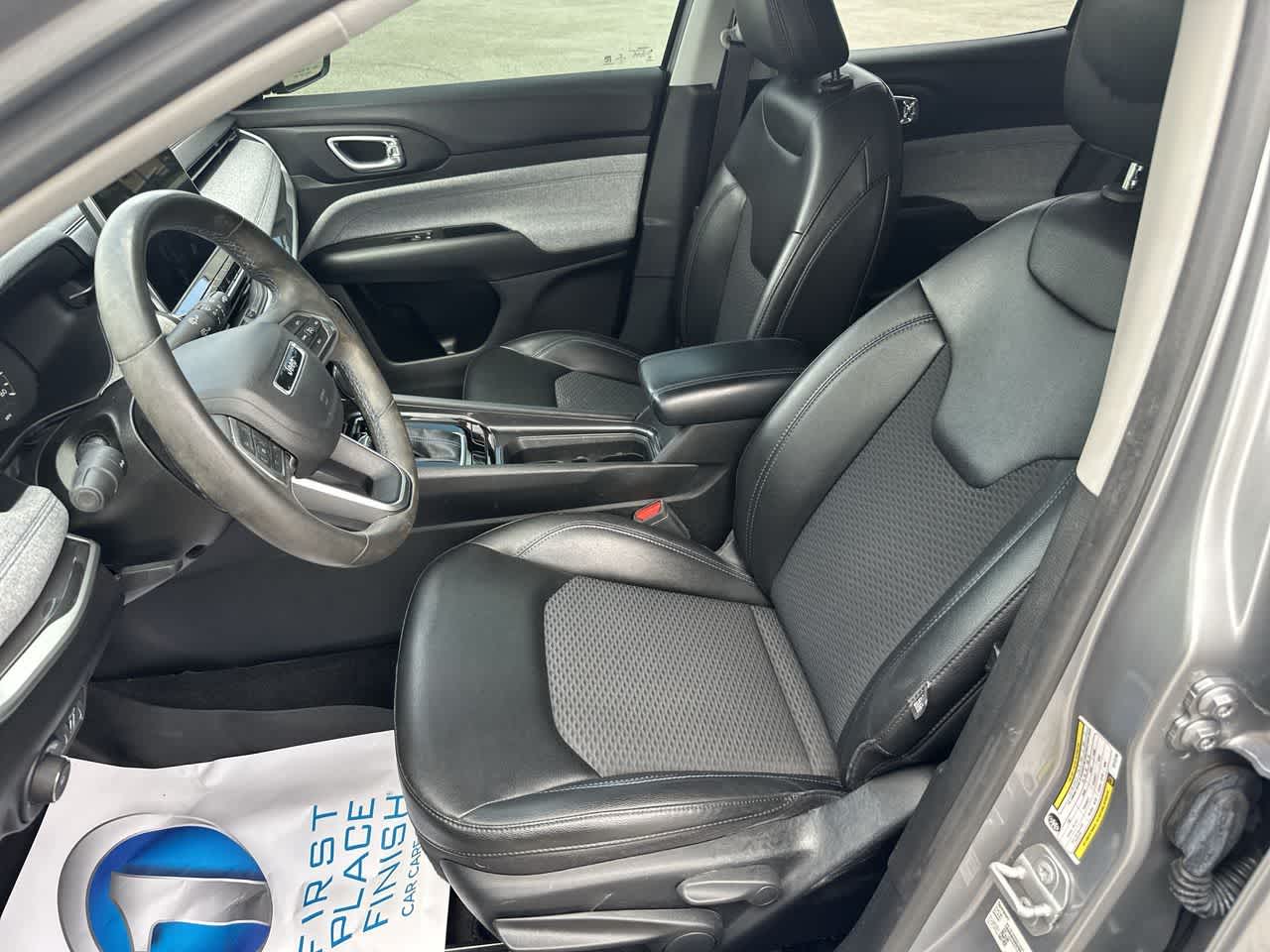 2022 Jeep Compass Latitude FWD