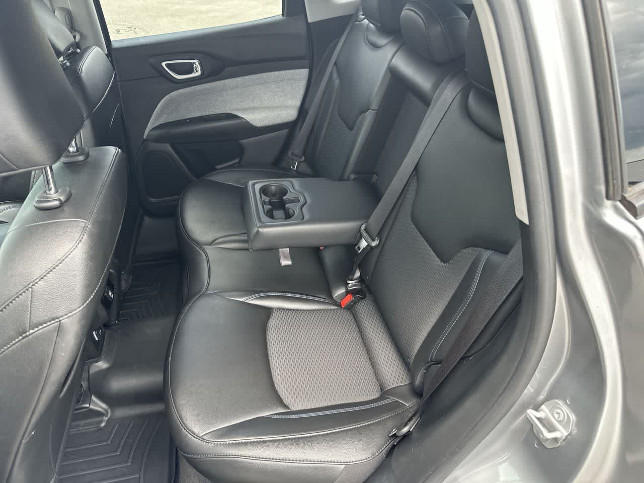 2022 Jeep Compass Latitude FWD