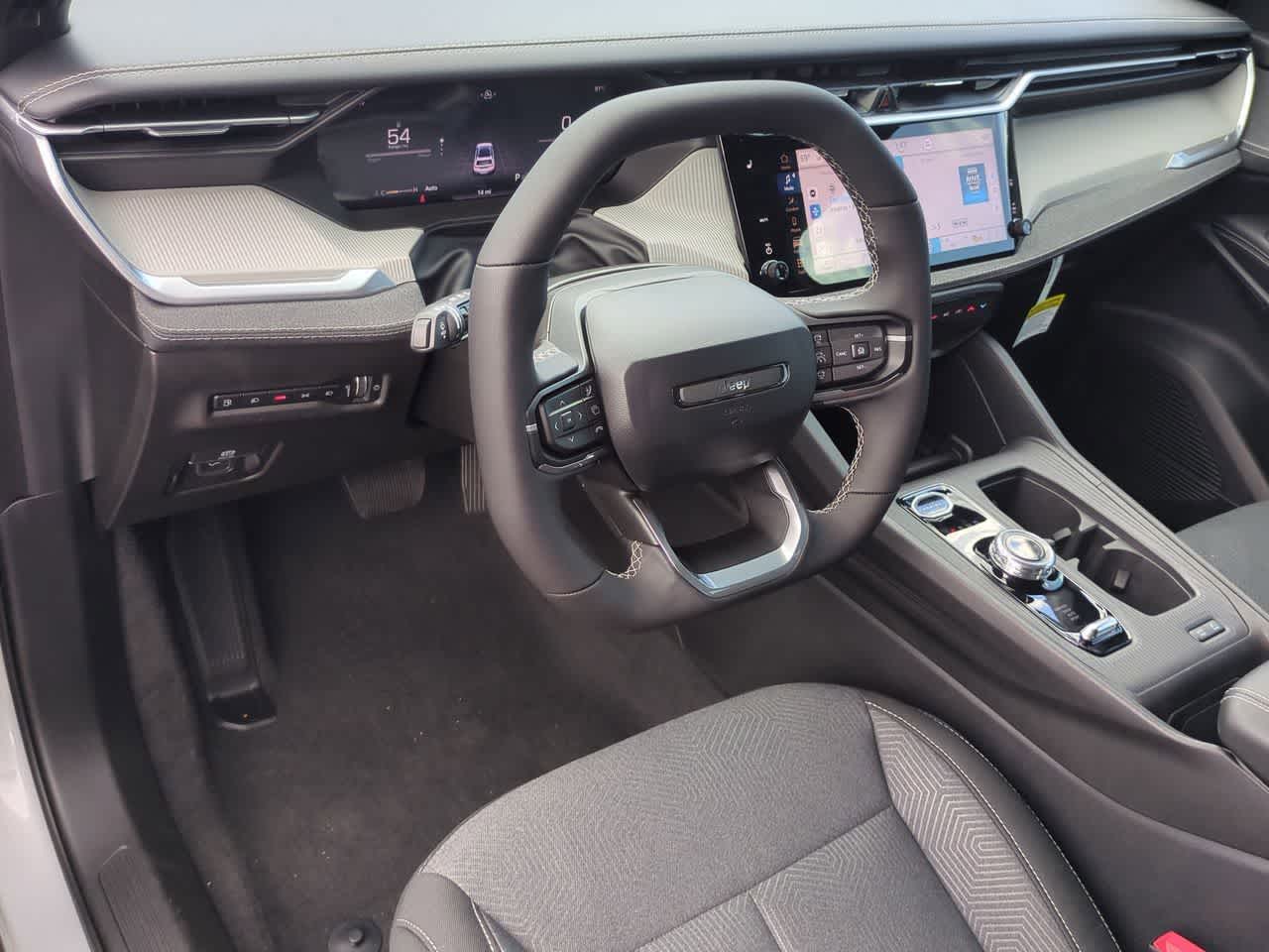 Jeep Cherokee 2026, modelo LAREDO 4X4