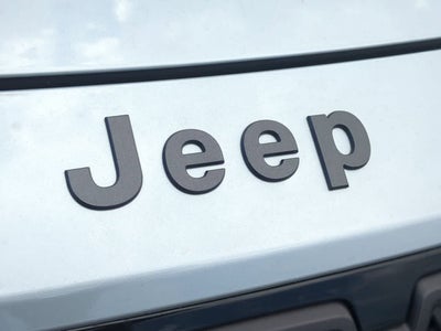 Jeep Cherokee 2026, modelo LAREDO 4X4