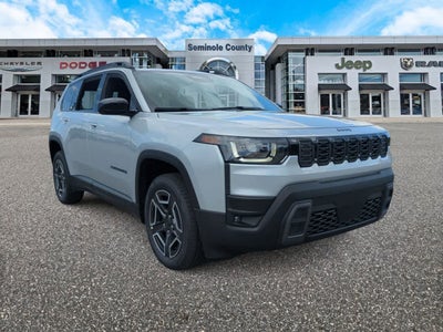 Jeep Cherokee 2026, modelo LAREDO 4X4