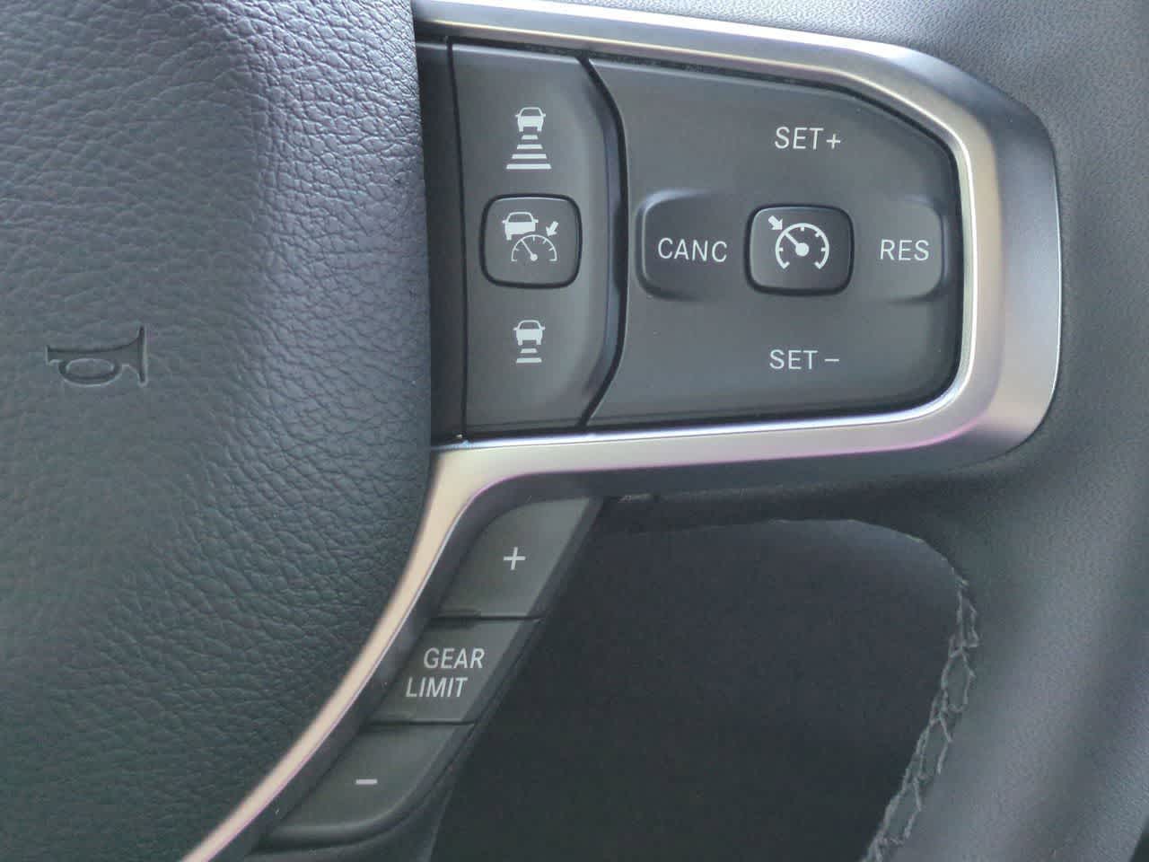 2026 RAM Ram 2500 RAM 2500 WARLOCK CREW CAB 4X4 6'4' BOX