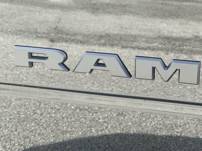 RAM 2500 del año 2027, RAM 2500 BIG HORN, cabina doble, 4x4, caja de 6'4'