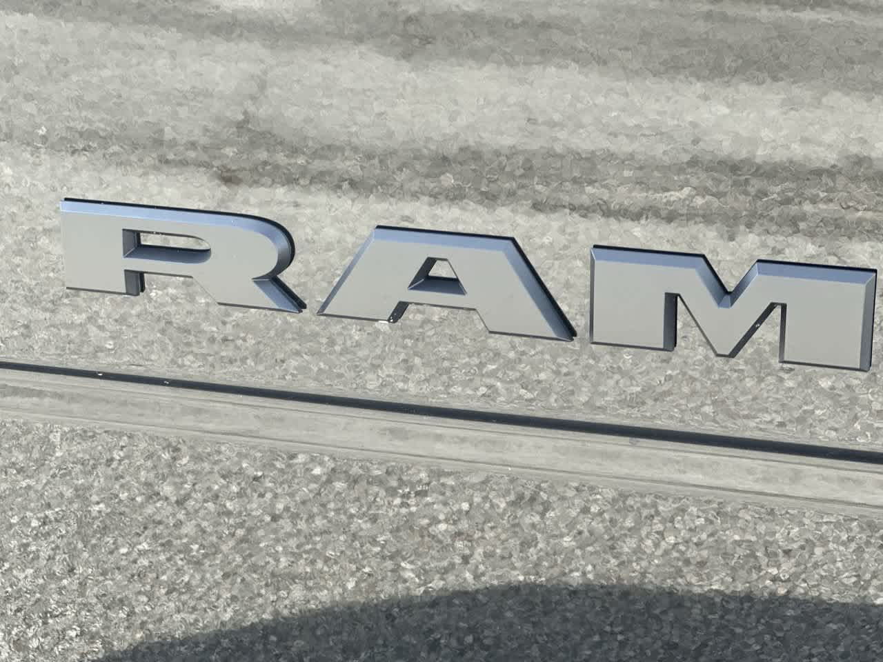 RAM 2500 del año 2027, RAM 2500 BIG HORN, cabina doble, 4x4, caja de 6'4'