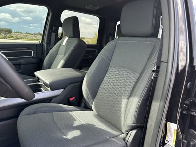 RAM 2500 del año 2027, RAM 2500 BIG HORN, cabina doble, 4x4, caja de 6'4'