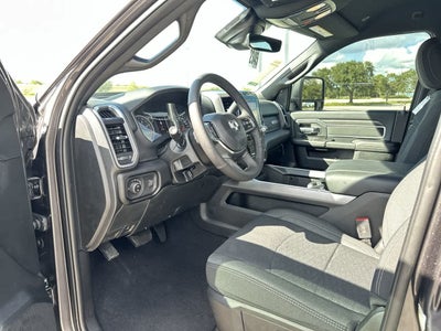 RAM 2500 del año 2027, RAM 2500 BIG HORN, cabina doble, 4x4, caja de 6'4'
