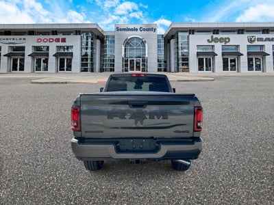RAM 2500 del año 2027, RAM 2500 BIG HORN, cabina doble, 4x4, caja de 6'4'