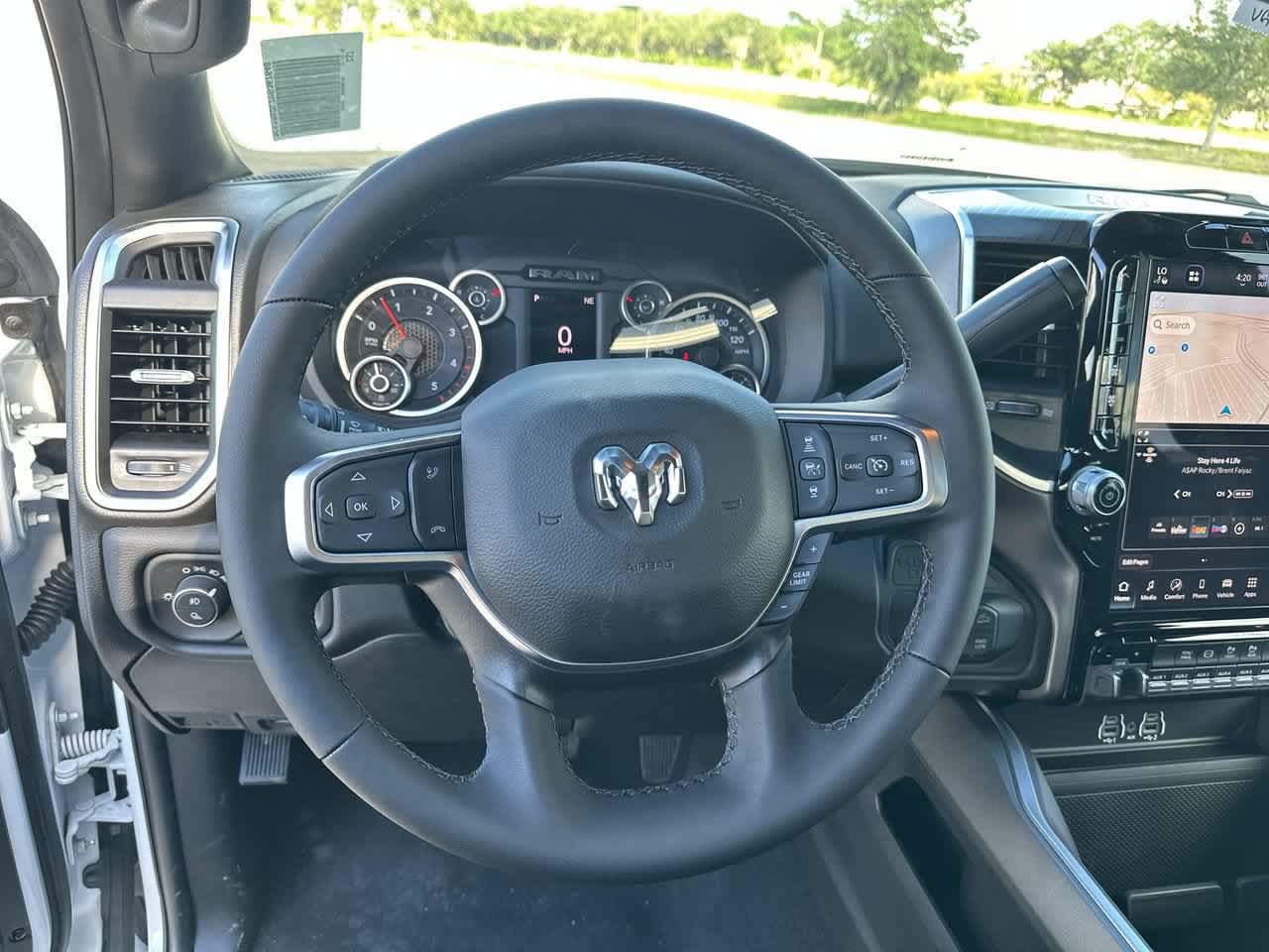 RAM 2500 del año 2027, RAM 2500 BIG HORN, cabina doble, 4x4, caja de 6'4'
