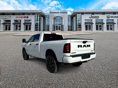 RAM 2500 del año 2027, RAM 2500 BIG HORN, cabina doble, 4x4, caja de 6'4'