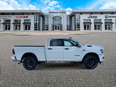 RAM 2500 del año 2027, RAM 2500 BIG HORN, cabina doble, 4x4, caja de 6'4'