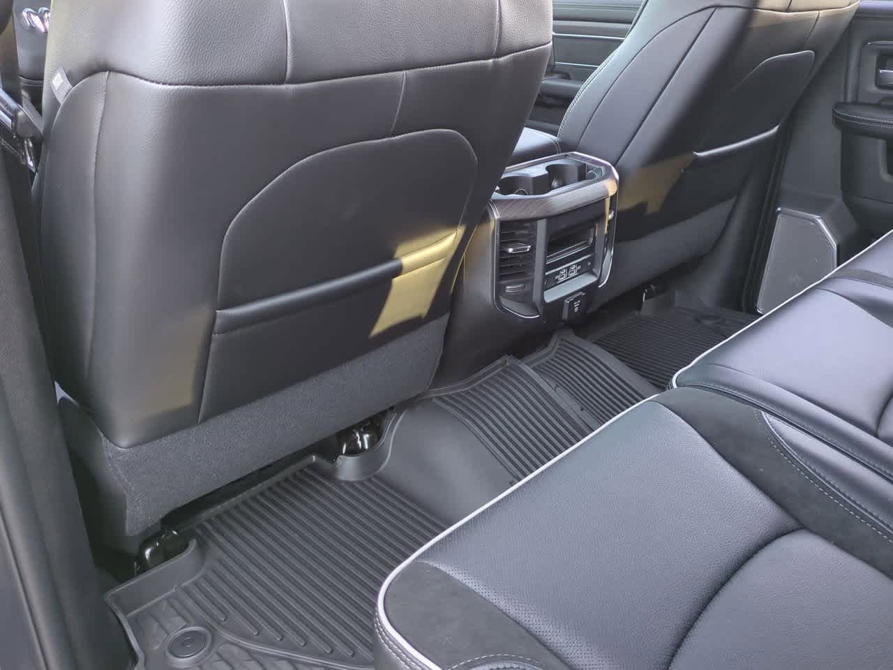 2026 RAM Ram 2500 RAM 2500 LARAMIE MEGA CAB 4X4 6'4' BOX