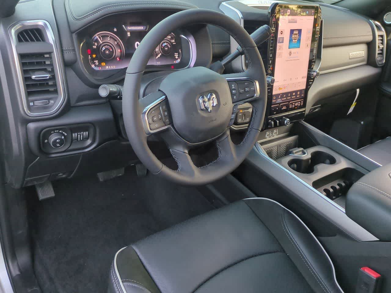 2026 RAM 2500 Laramie Mega Cab 4x4 Caja de 6'4''