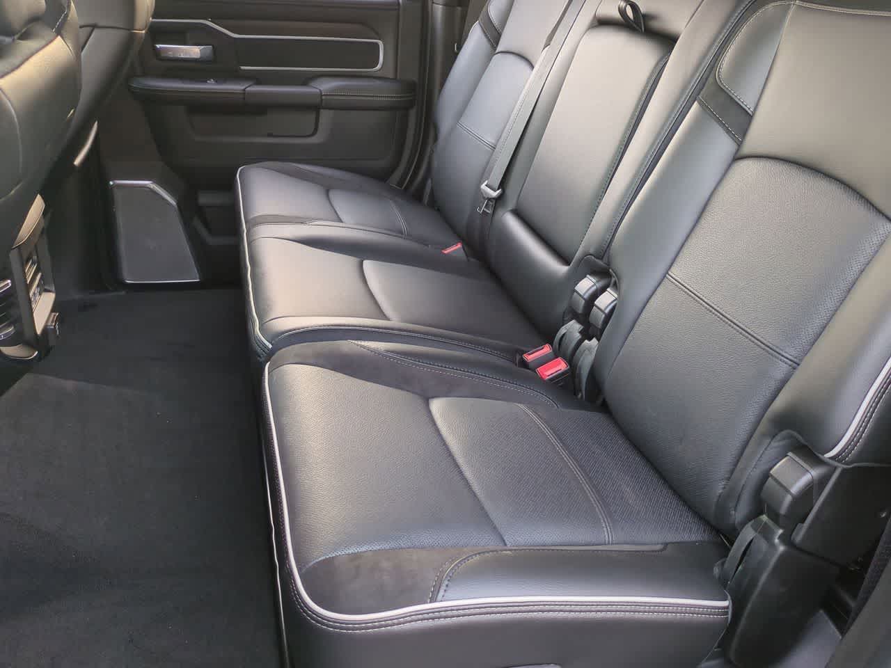 2026 RAM 2500 Laramie Mega Cab 4x4 Caja de 6'4''