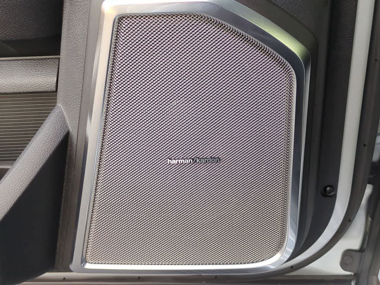 2026 RAM 2500 Laramie Mega Cab 4x4 Caja de 6'4''