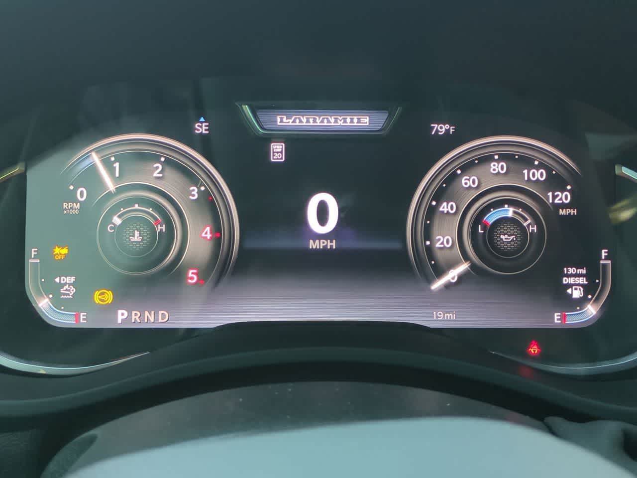 2026 RAM 2500 Laramie Mega Cab 4x4 Caja de 6'4''