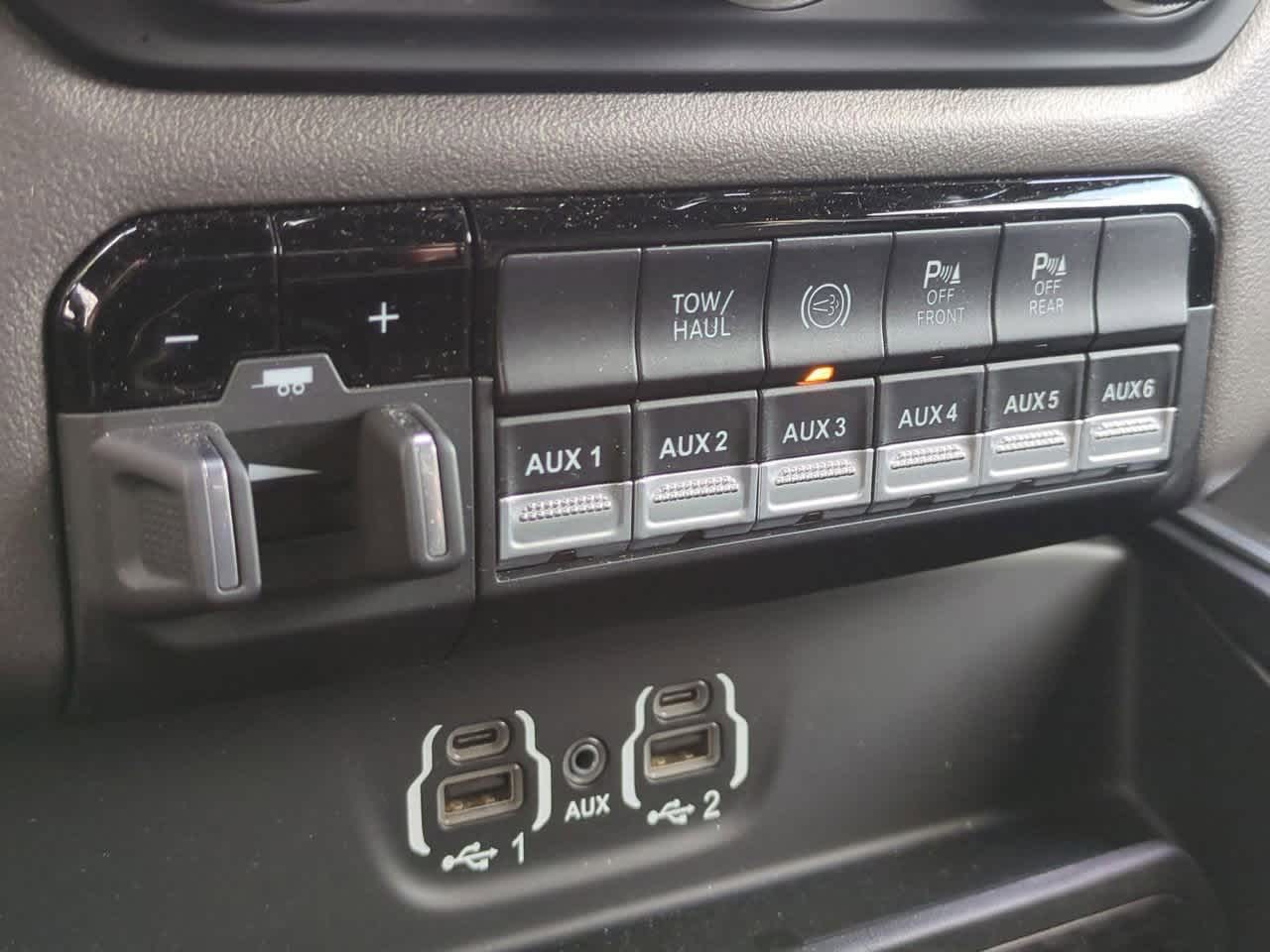 2022 RAM 3500 Lone Star Cabina Doble 4x4 Caja de 8'