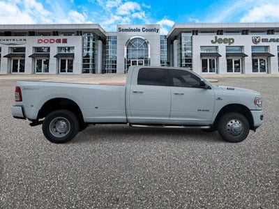 2022 RAM 3500 Lone Star Cabina Doble 4x4 Caja de 8'