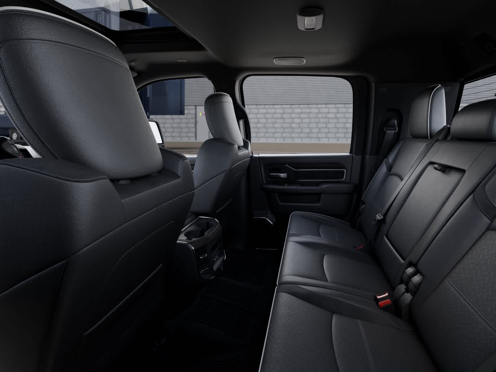 RAM 3500 de 2027, RAM 3500 LARAMIE MEGA CAB 4x4 con caja de 6'4'