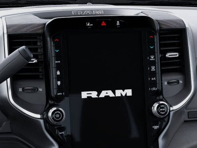 RAM 3500 de 2027, RAM 3500 LARAMIE MEGA CAB 4x4 con caja de 6'4'