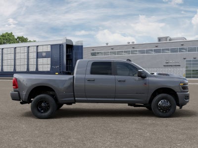 RAM 3500 de 2027, RAM 3500 LARAMIE MEGA CAB 4x4 con caja de 6'4'