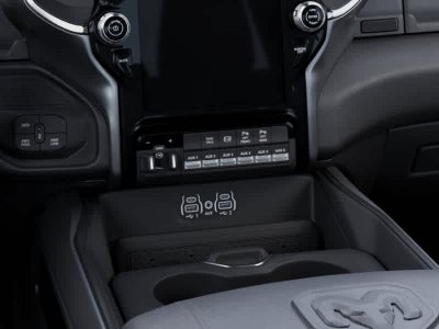 RAM 3500 de 2027, RAM 3500 LARAMIE MEGA CAB 4x4 con caja de 6'4'
