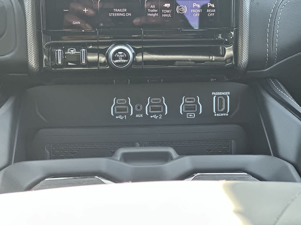 2026 RAM Ram 3500 RAM 3500 LIMITED MEGA CAB 4X4 CAJA DE 6'4'