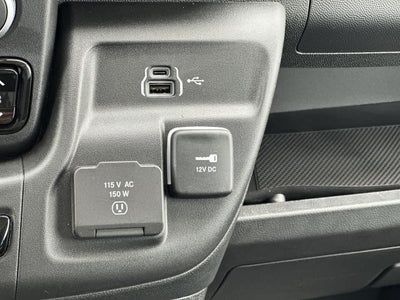 RAM ProMaster 2500 de 2026, furgoneta de carga RAM PROMASTER 2500 TRADESMAN con techo alto y distancia entre ejes de 159'
