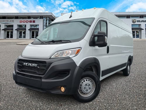 Furgoneta de carga RAM ProMaster 2500 Tradesman de 2025, techo alto, distancia entre ejes de 159 pulgadas, con asiento del acompañante