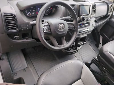 Furgoneta de carga RAM ProMaster 2500 Tradesman de 2025, techo alto, distancia entre ejes de 159 pulgadas, con asiento del acompañante
