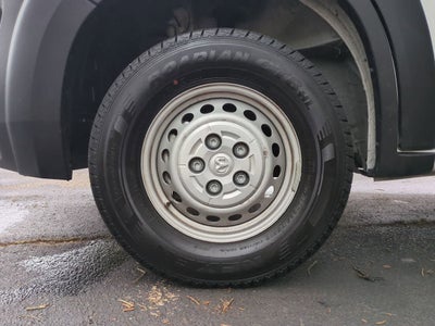 Furgoneta de carga RAM ProMaster 2500 Tradesman de 2025, techo alto, distancia entre ejes de 159 pulgadas, con asiento del acompañante