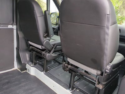 Furgoneta de carga RAM ProMaster 2500 Tradesman de 2025, techo alto, distancia entre ejes de 159 pulgadas, con asiento del acompañante