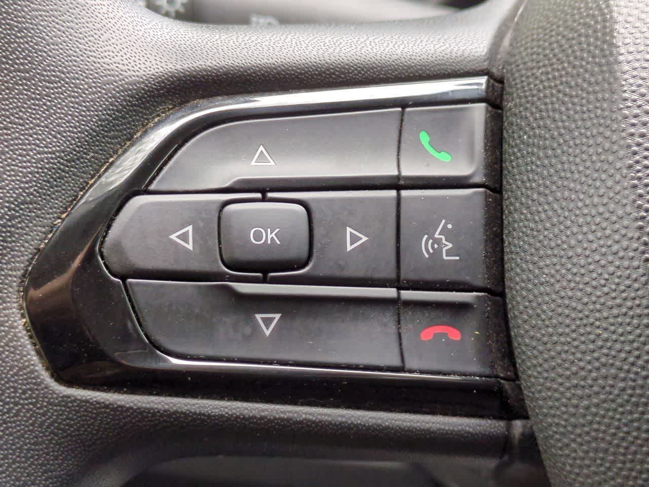 Furgoneta de carga RAM ProMaster 2500 Tradesman de 2025, techo alto, distancia entre ejes de 159 pulgadas, con asiento del acompañante