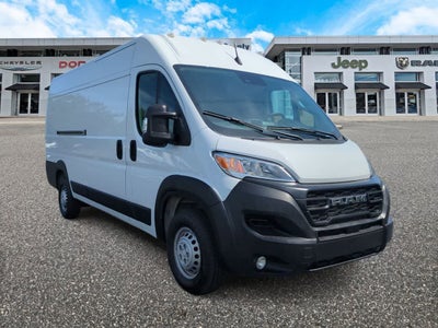 RAM ProMaster 3500 Furgoneta de carga Tradesman de techo alto, 2025, distancia entre ejes de 159 pulgadas, versión EXT