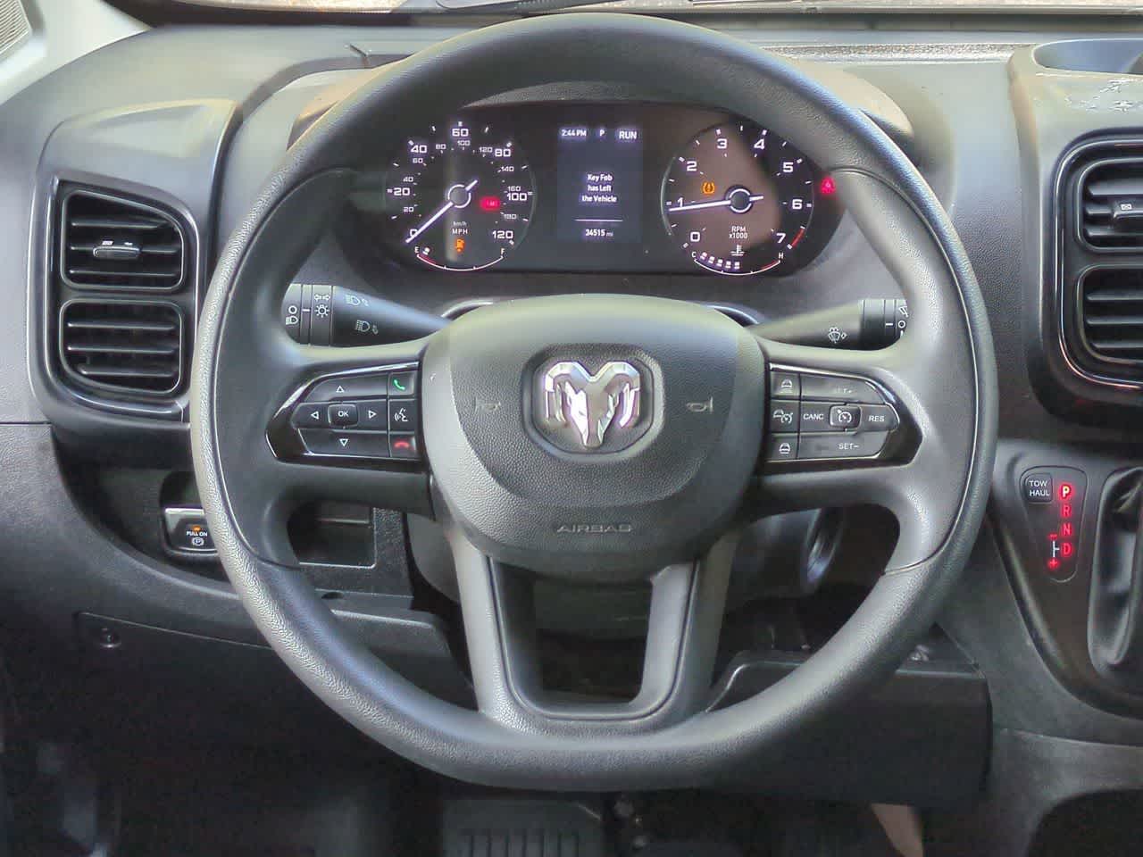 RAM ProMaster 3500 Furgoneta de carga Tradesman de techo alto, 2025, distancia entre ejes de 159 pulgadas, versión EXT