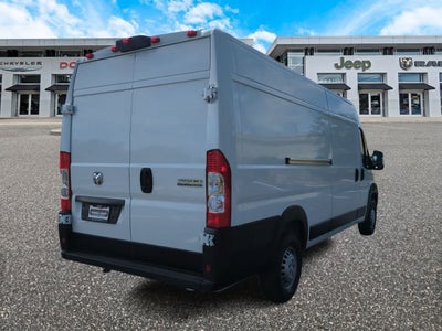 RAM ProMaster 3500 Furgoneta de carga Tradesman de techo alto, 2025, distancia entre ejes de 159 pulgadas, versión EXT