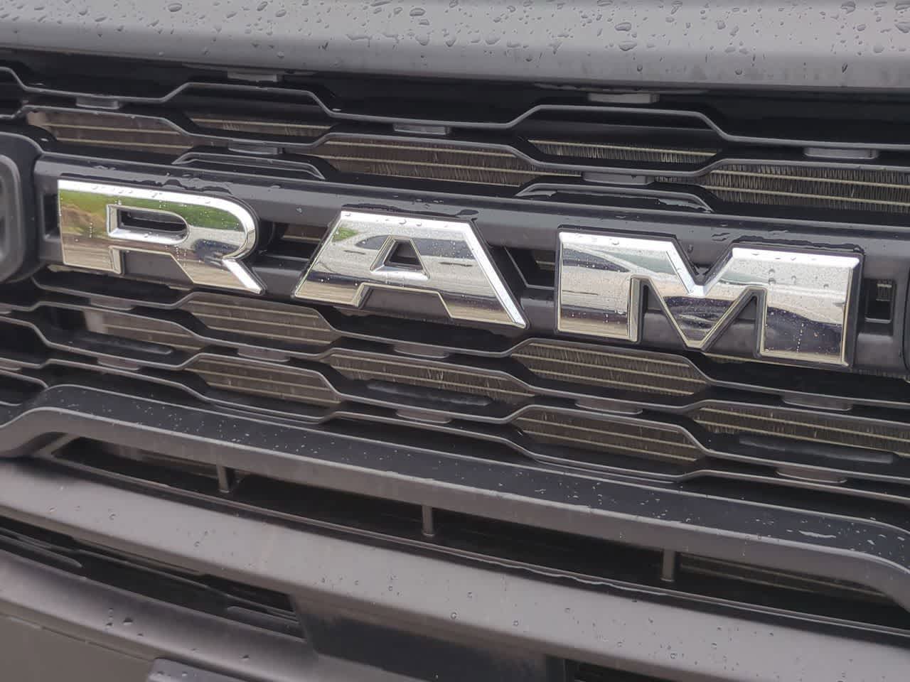 RAM ProMaster 3500 Furgoneta de carga Tradesman de techo alto, 2025, distancia entre ejes de 159 pulgadas, versión EXT