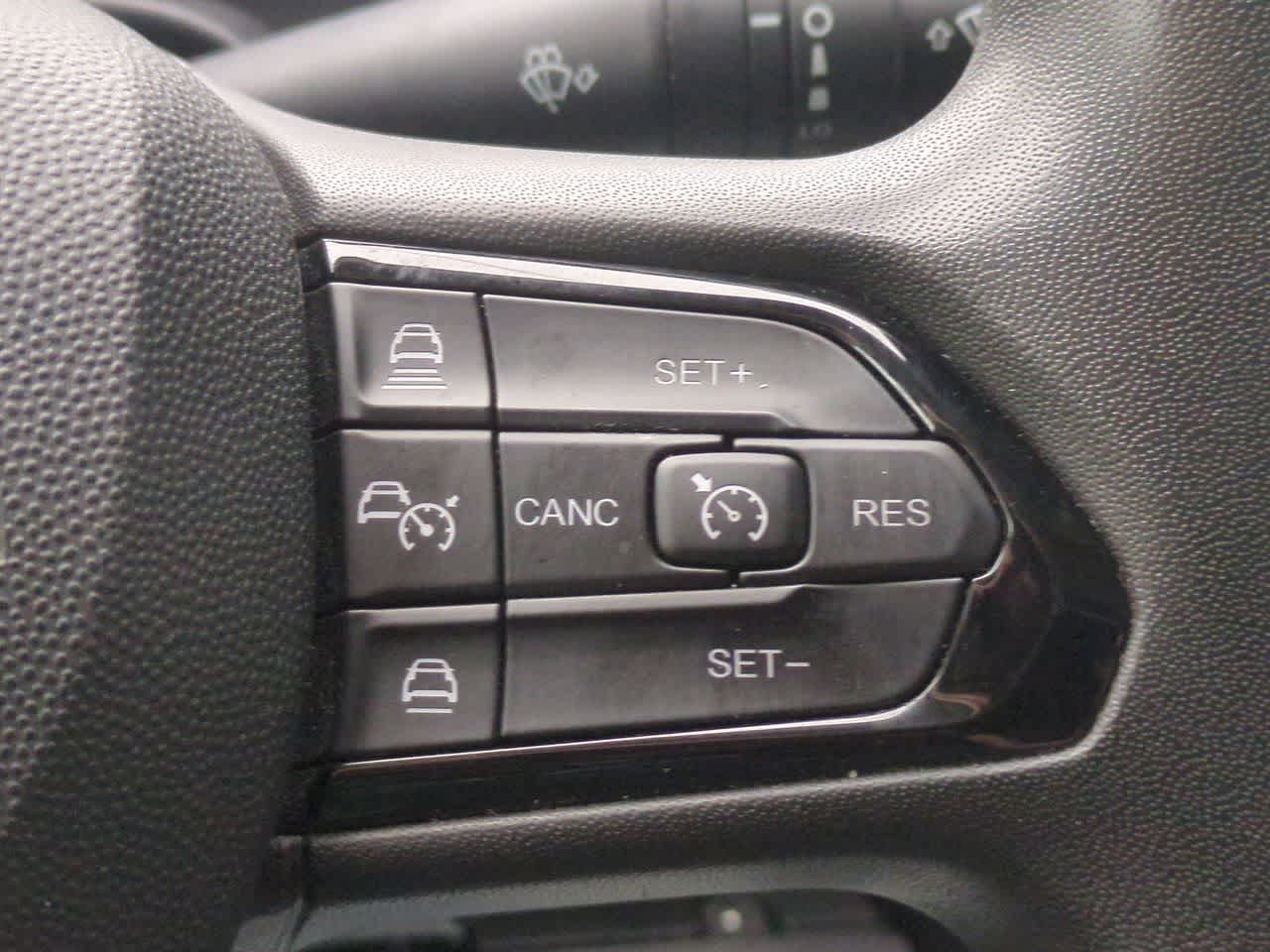 RAM ProMaster 3500 Furgoneta de carga Tradesman de techo alto, 2025, distancia entre ejes de 159 pulgadas, versión EXT