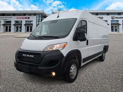 RAM ProMaster 3500 Furgoneta de carga Tradesman de techo alto, 2025, distancia entre ejes de 159 pulgadas, versión EXT