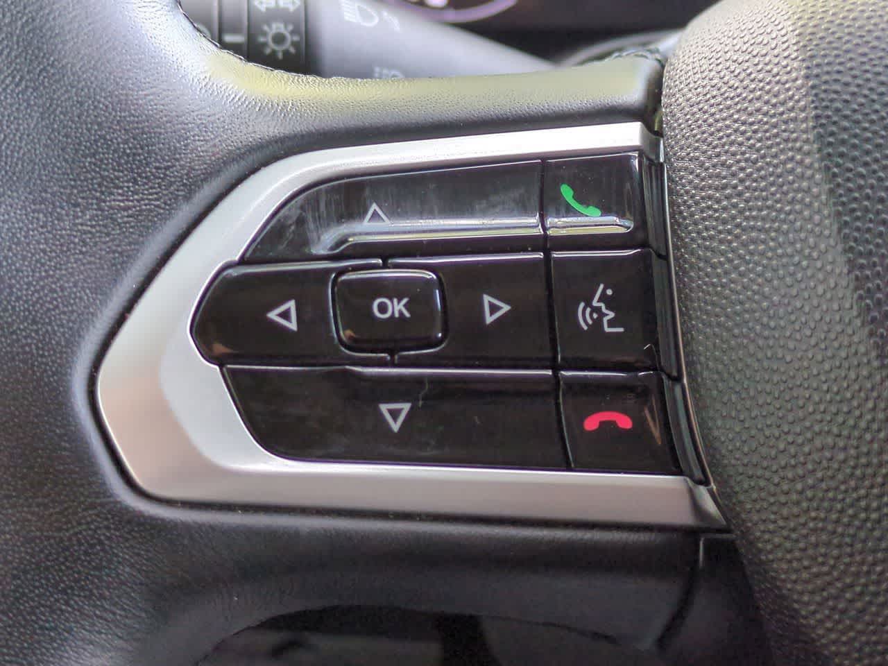 Furgoneta de carga RAM ProMaster 3500 Tradesman de 2025, techo superalto, distancia entre ejes de 159 pulgadas, versión EXT con asiento del acompañante