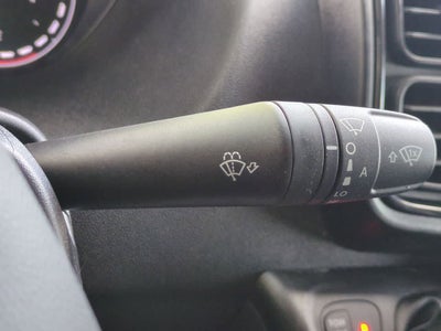 Furgoneta de carga RAM ProMaster 3500 Tradesman de 2025, techo superalto, distancia entre ejes de 159 pulgadas, versión EXT con asiento del acompañante