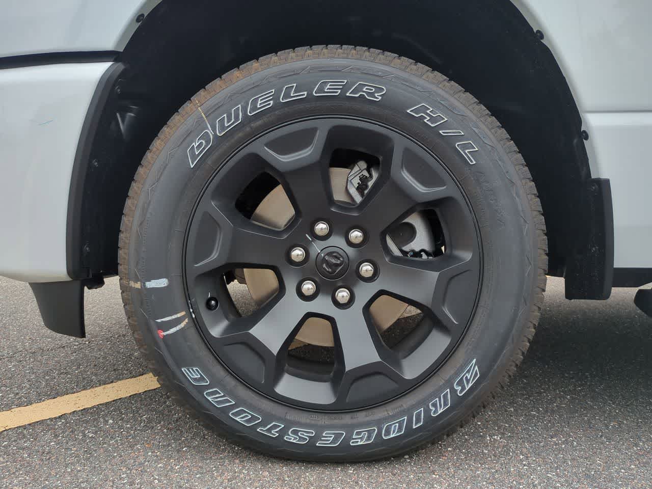 2026 RAM Ram 1500 RAM 1500 EXPRESS CREW CAB 4X4 5'7' BOX