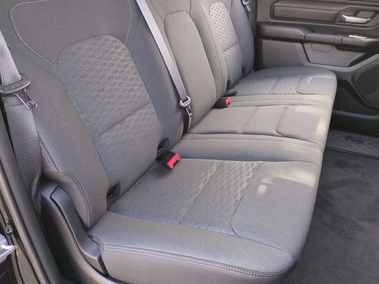 2026 RAM Ram 1500 RAM 1500 EXPRESS CREW CAB 4X4 5'7' BOX